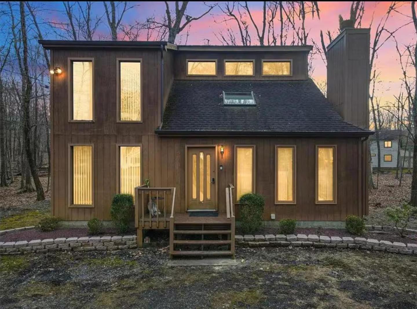 Cozy Cabin At Poconos With Hot Tub And Fire Pit East Stroudsburg Exterior photo